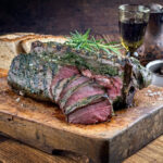 Hirsch Rücken mit Knochen – Bild 2