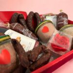 Wild Romantik: Ein Präsentkorb für Genießer